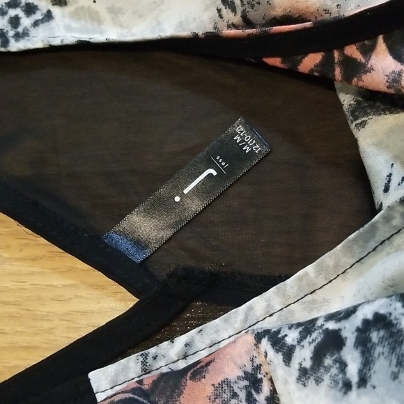 Jess floral print blouse medium NWT - Picture 5 of 10